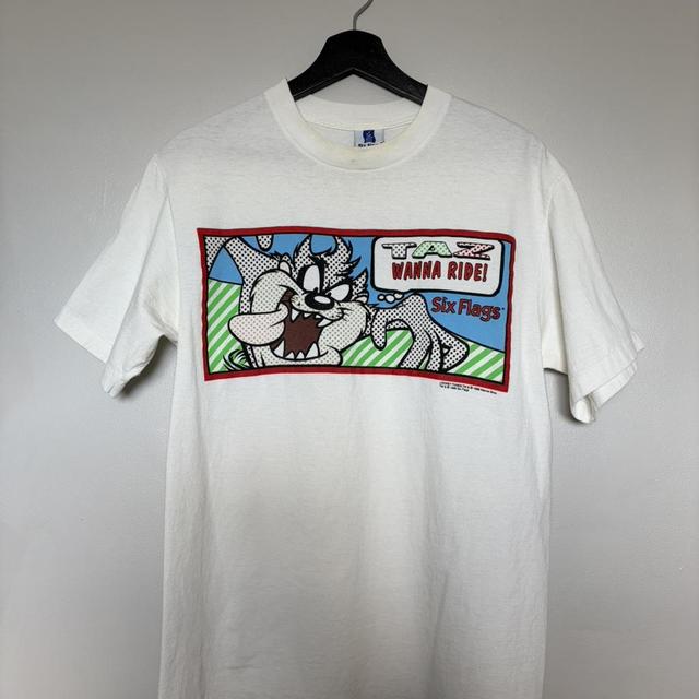 Vintage Six Flags Taz Looney